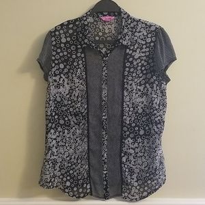 Black & white short sleeve blouse Sz M
